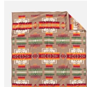 Chief Joseph Native American Arrowhead Blanket by Pendleton